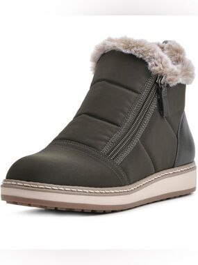 White Mountain Taurus Olive Faux Fur Zip Booties Size 11M NWOB Winter Ready Cozy